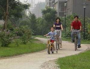 دوچرخه‌سواري خانوادگي‌ در پکن