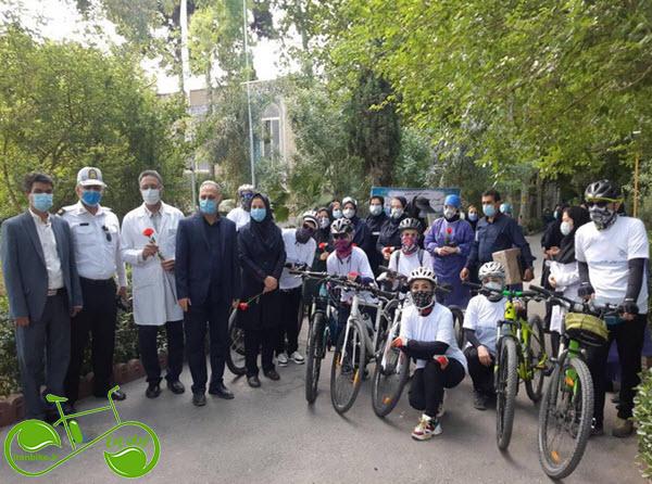 تجلیل ملی پوشان دوچرخه سوار از کادر درمان بیمارستان لواسانی و بوعلی