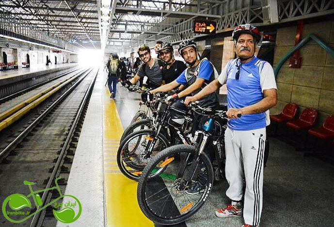 دوچرخه‌ها وارد مترو می‌شوند